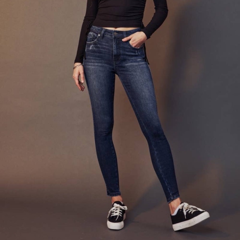 KanCan Skinny Jeans